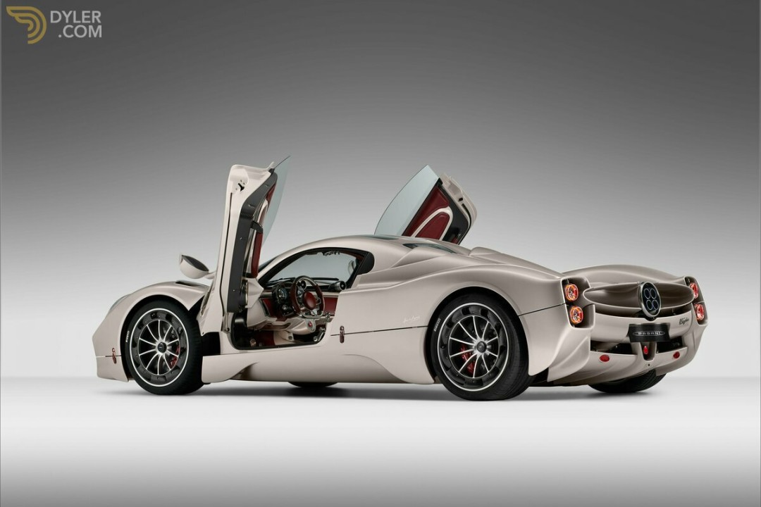 image.title Pagani Huayra Utopia For Sale. Price    eur - Dyler image