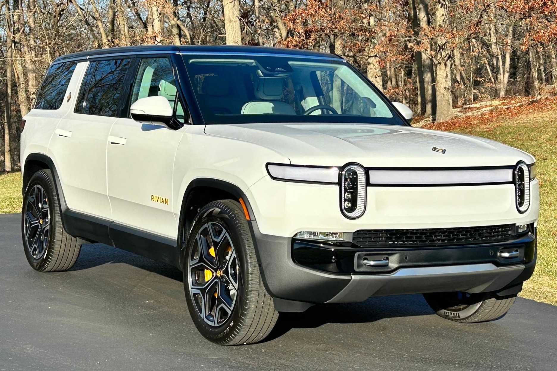 image.title Rivian RS Adventure Edition for Sale - Cars & Bids image