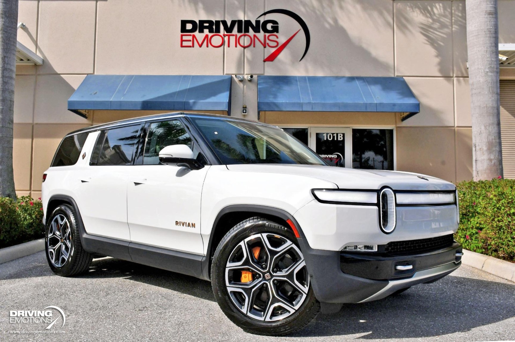 image.title Rivian RS Adventure QUAD MOTOR AWD!  SPORT BRIGHT WHEELS  image